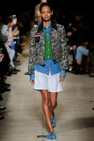 Look 21